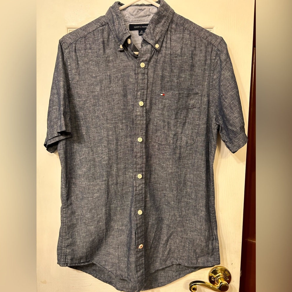 Tommy Hilfiger short sleeves casual buttons down XS grey for men
